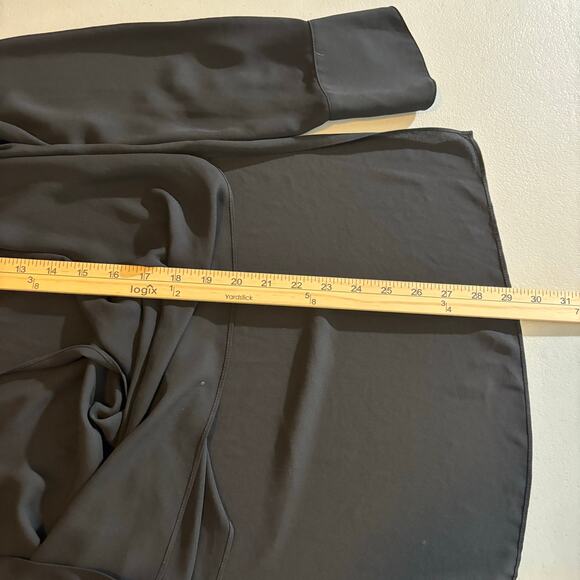 BCBG Top Max Azria Jaclyn Womens Medium Black Long Sleeve Draped Highlow Blouse - Picture 8 of 12